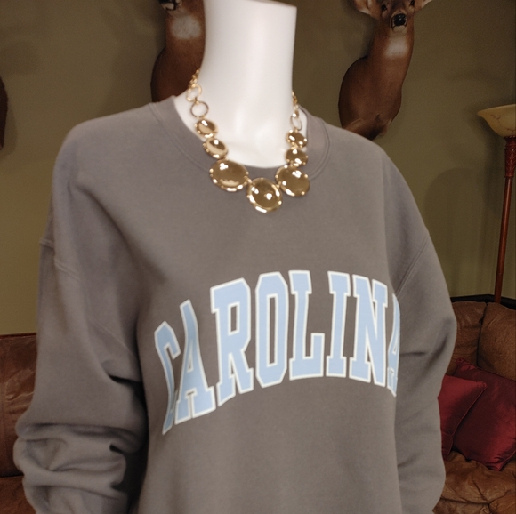 Gildan Carolina Tarheels Gray Sweatshirt L - Picture 2 of 6